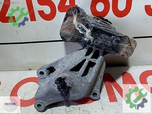 Renault Captur Sağ Taşıyıcı 112323904R çıkma parça