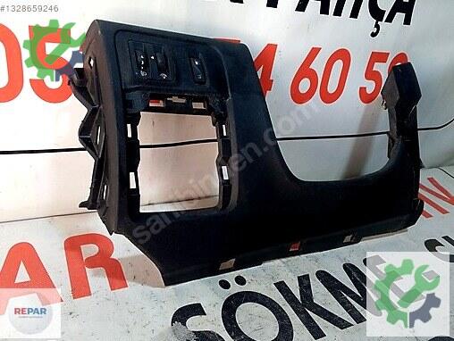 Renault Megane Bakalit 689211507R çıkma parça