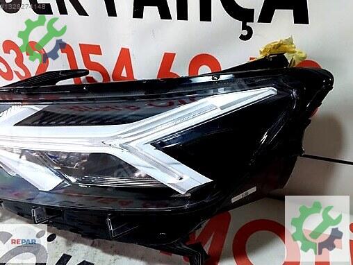 Dacia Sandero Sol Ön Far 260602561R çıkma parça