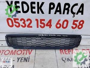 Vw Polo Ön Tampon Orta Izgara 2011-2014 6R0853677A