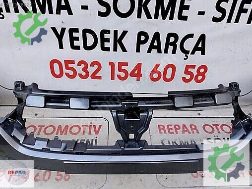 Dacia Sandero Ön Tampon 620225509R çıkma parça