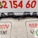 Renault Clio 5 arka tampon orta tutucu braketi 850429691r