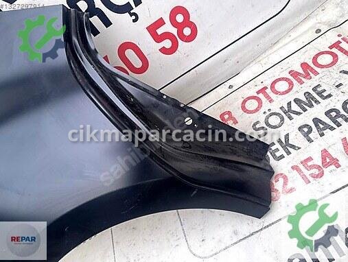 Toyota Auris Sağ Arka Çamurluk çıkma parça
