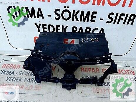 Renault Kangoo Ön Panjur çıkma parça