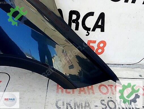 Seat Arona Sağ Ön Çamurluk çıkma parça