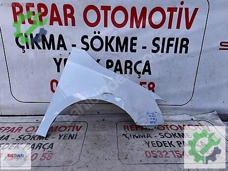 Skoda Fabia Sağ Ön Çamurluk çıkma parça