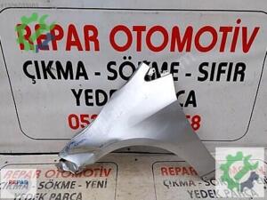 Toyota corolla sol ön Çamurluk beyaz 19-22 orjinal çıkma