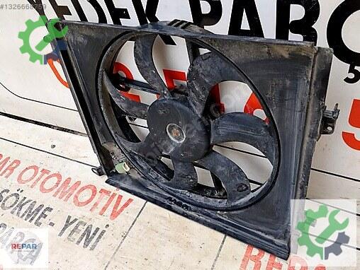 Renault Megane Fan 214819674R çıkma parça