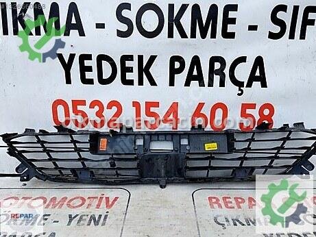 Renault Clio Ön Panjur çıkma parça