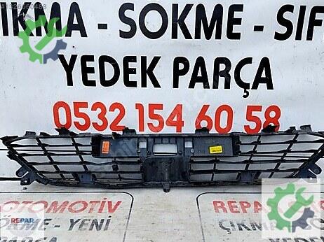 Renault Clio Ön Panjur çıkma parça