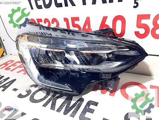 Renault Clio Sağ Ön Far 260100902R çıkma parça