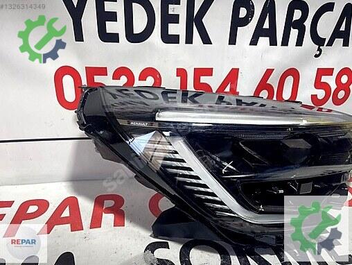 Renault Clio Sağ Ön Far 260109379R çıkma parça