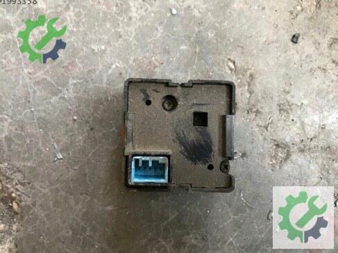 Rover 416 Sunroof Düğmesi çıkma parça