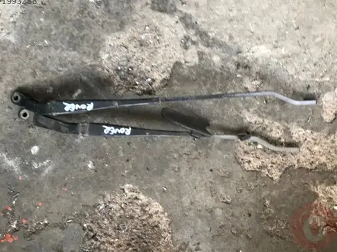 Rover 416 Silecek Kolu çıkma parça