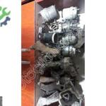Sağ Alt Sürgülü Kapı Taşıyıcı Kol Makaralı Kılavuz: T4 1991-