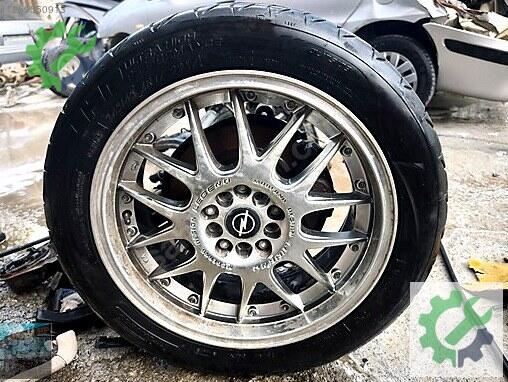 Accelera Jant & Lastik Takımı 245/45/17 çıkma parça