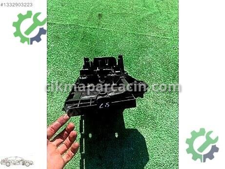 Citroen C5 Bakalit çıkma parça