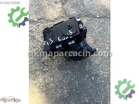 Fiat Linea Gaz Kelebeği çıkma parça