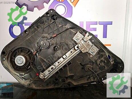 Ford Fiesta Cam Krikosu çıkma parça
