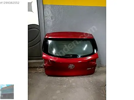 MG ZS EV Bagaj Kapağı çıkma parça