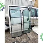Çıkma Orijinal Cam Krikosu Mitsubishi L 300