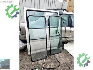 Çıkma Orijinal Cam Krikosu Mitsubishi L 300