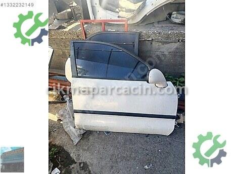 Mitsubishi Carisma Sağ Ön Kapı çıkma parça