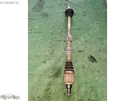 Nissan Juke Sağ Ön Aks çıkma parça