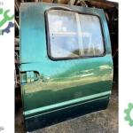 Nissan Vanette Sol Arka Kapı Çıkma