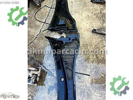 Peugeot 301 Ön Panjur çıkma parça
