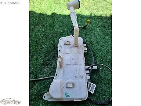 Peugeot Rifter Cam Suyu Deposu çıkma parça