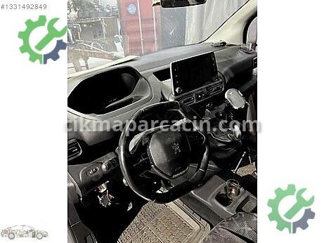 Peugeot Rifter Airbag çıkma parça