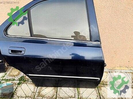 Peugeot 406 Sağ Arka Kapı çıkma parça