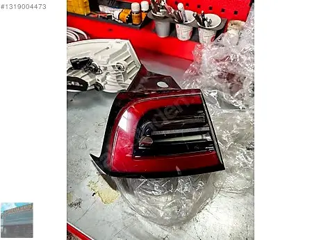 Tesla Model Y Sol Arka Stop 150208699D çıkma parça