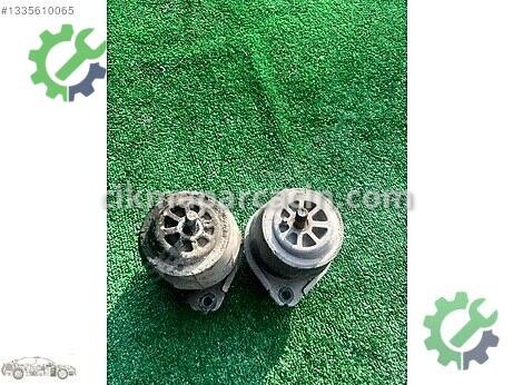 Volkswagen Touareg Motor Takozu & Kulağı çıkma parça