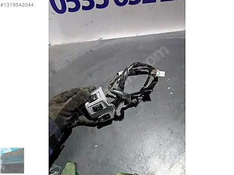 Vespa Sağ Konsol çıkma parça