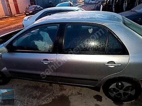 Fiat Marea Sol Ön Kapı çıkma parça
