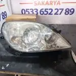 Nissan Primera Sağ Ön Far Çıkma