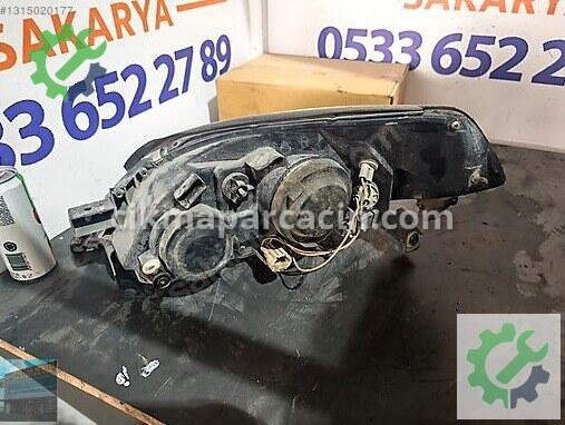 Nissan Primera Sağ Ön Far çıkma parça