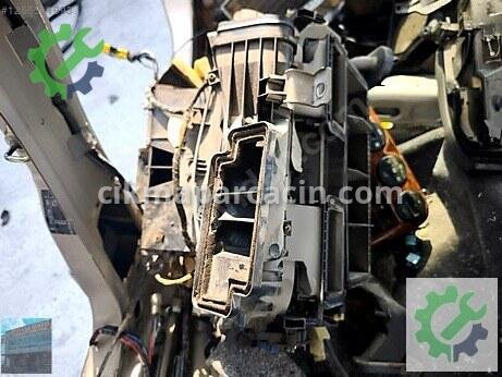 Opel Omega Kalorifer Kutusu çıkma parça