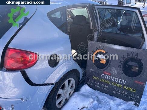 Seat Altea Sağ Arka Çamurluk çıkma parça