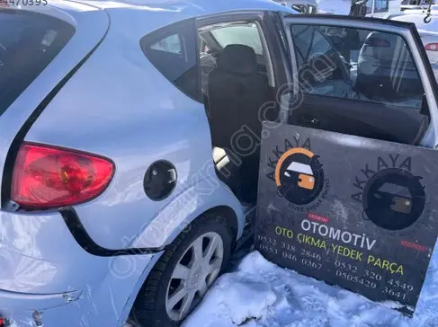 Seat Altea Sağ Arka Çamurluk çıkma parça