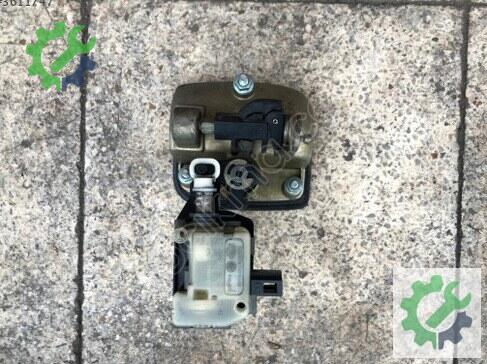 Seat Ibiza Bagaj Kilidi 6L6827573 çıkma parça