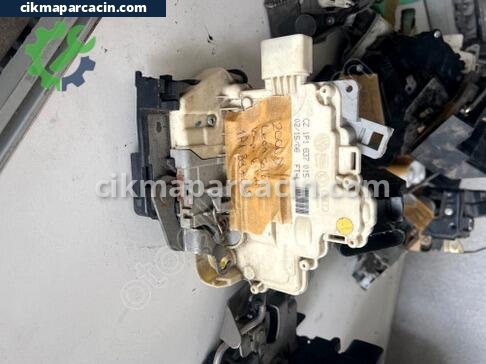 Seat Leon Sol Ön Kapı Kilidi çıkma parça