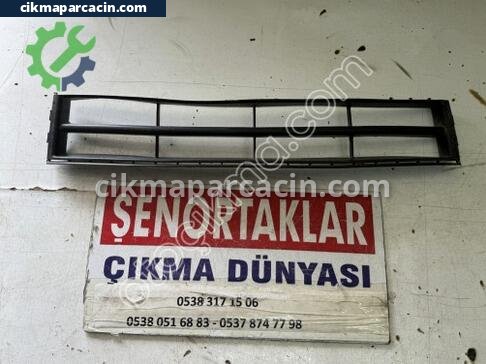 Skoda Fabia Tampon Izgarası çıkma parça