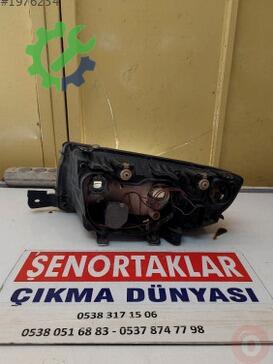 Skoda Fabia Sağ Ön Far çıkma parça