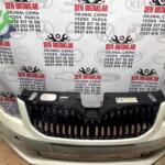 SKODA OCTAVİA III PANJURLU ORJİNAL ÖN TAMPON