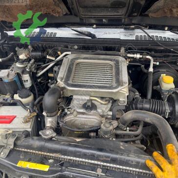 Nissan Skystar Sol Ön Cam Krikosu çıkma parça