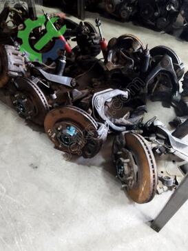 Nissan Skystar Taşıyıcı NP300 çıkma parça