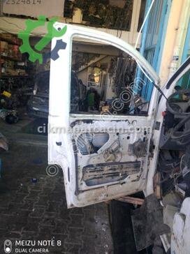 Mercedes-Benz Vito Sol Ön Kapı çıkma parça